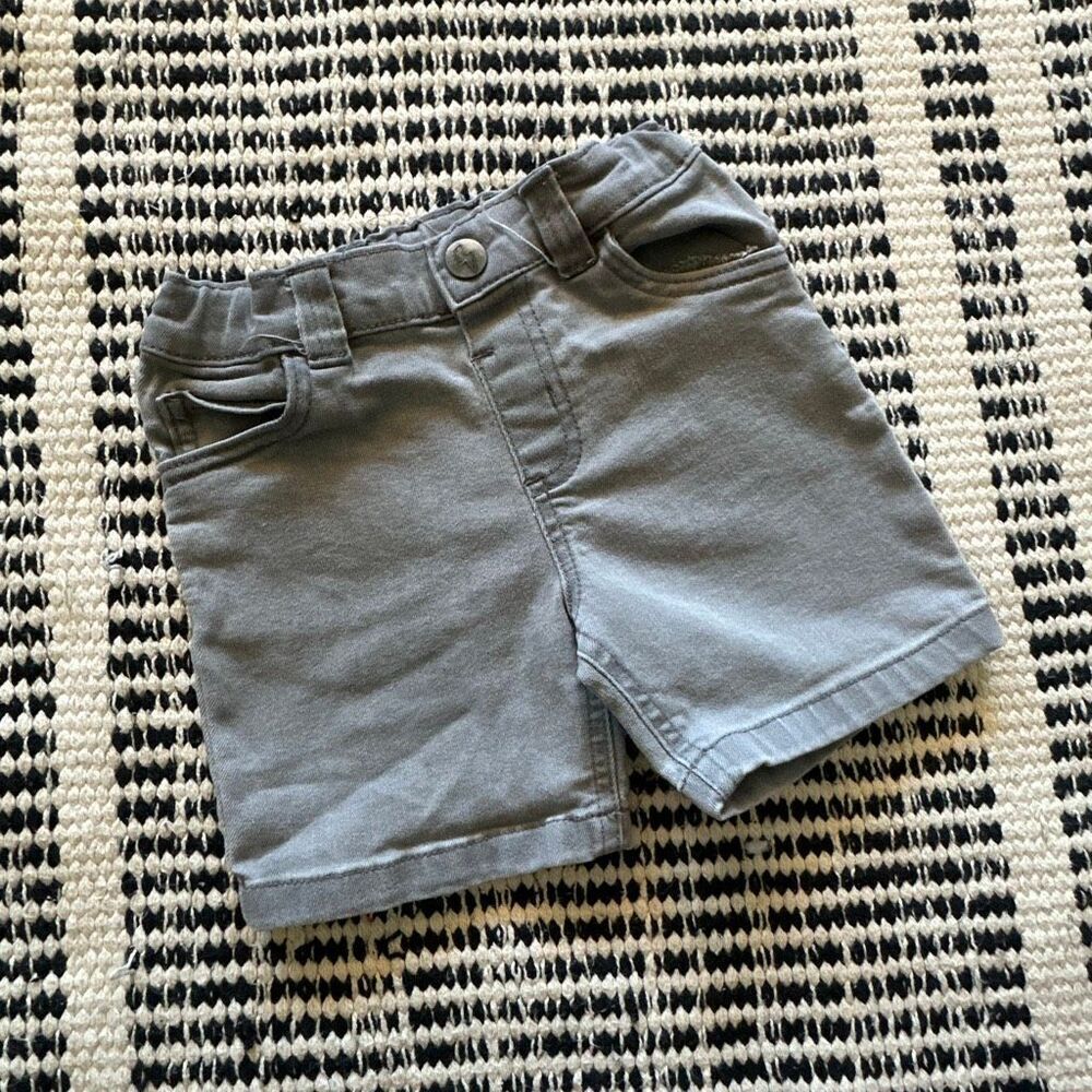 Garanimals size 2T boys gray shorts denim shorts